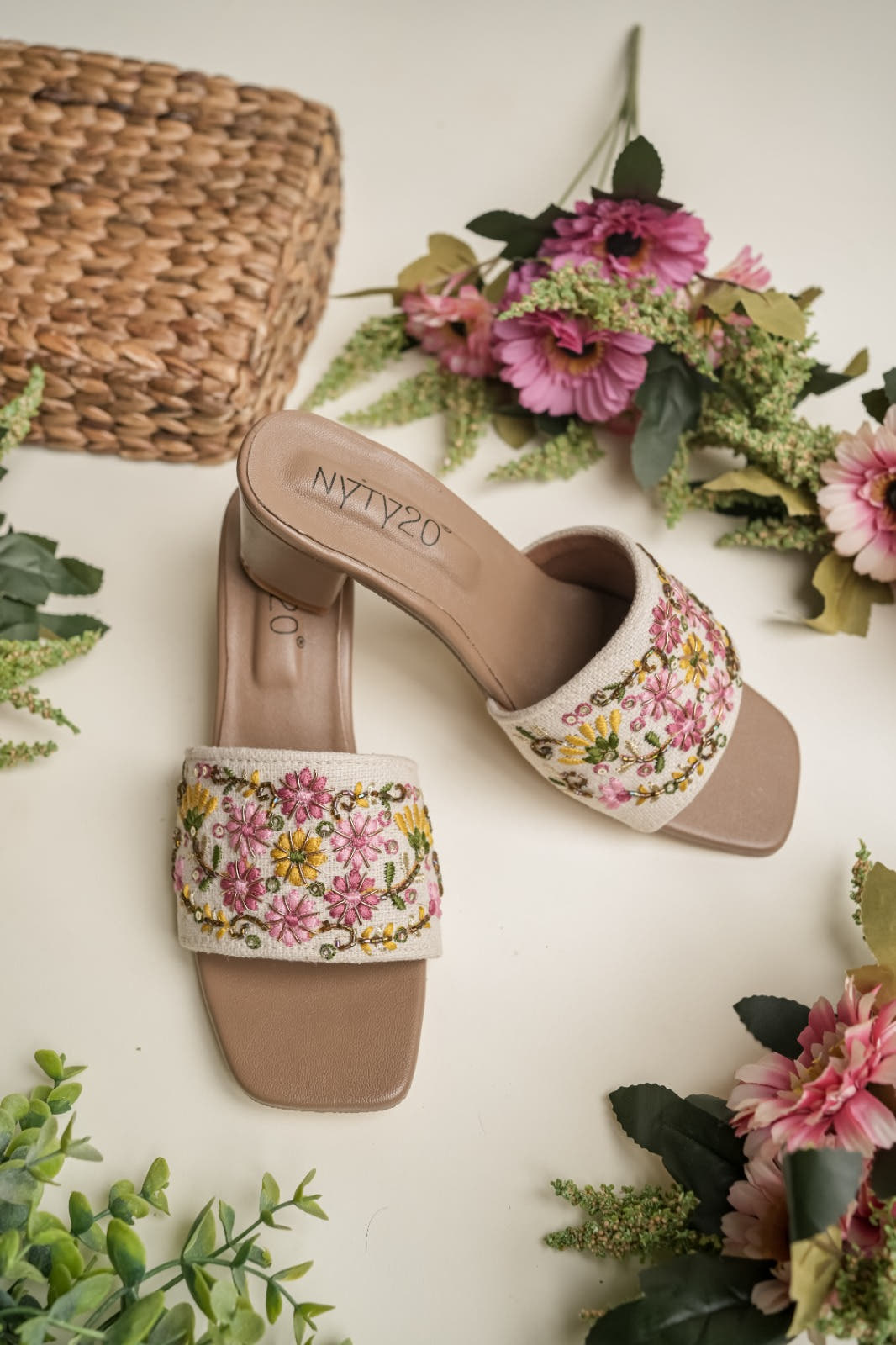 Shehzaadi - White Slip-On