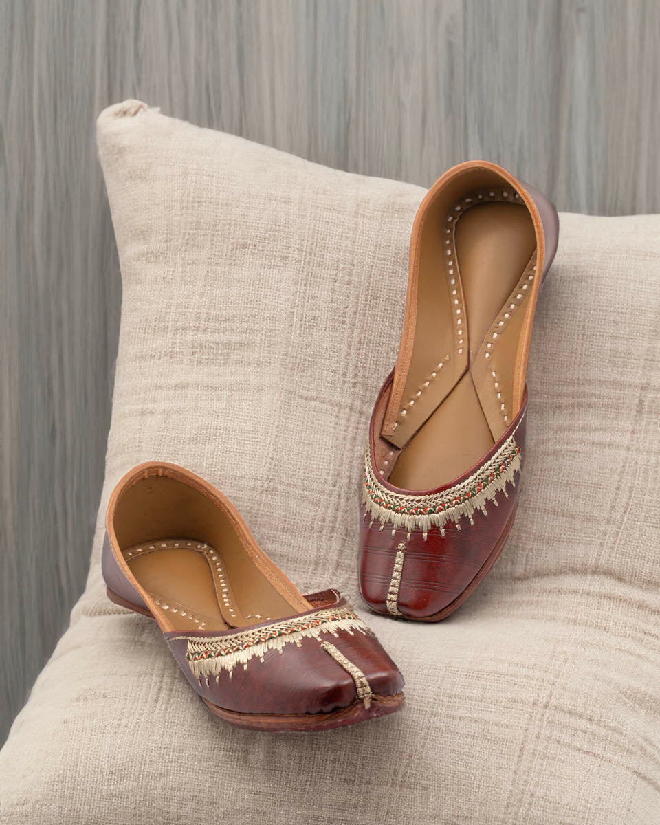 Regal - Punjabi Jutti for Women