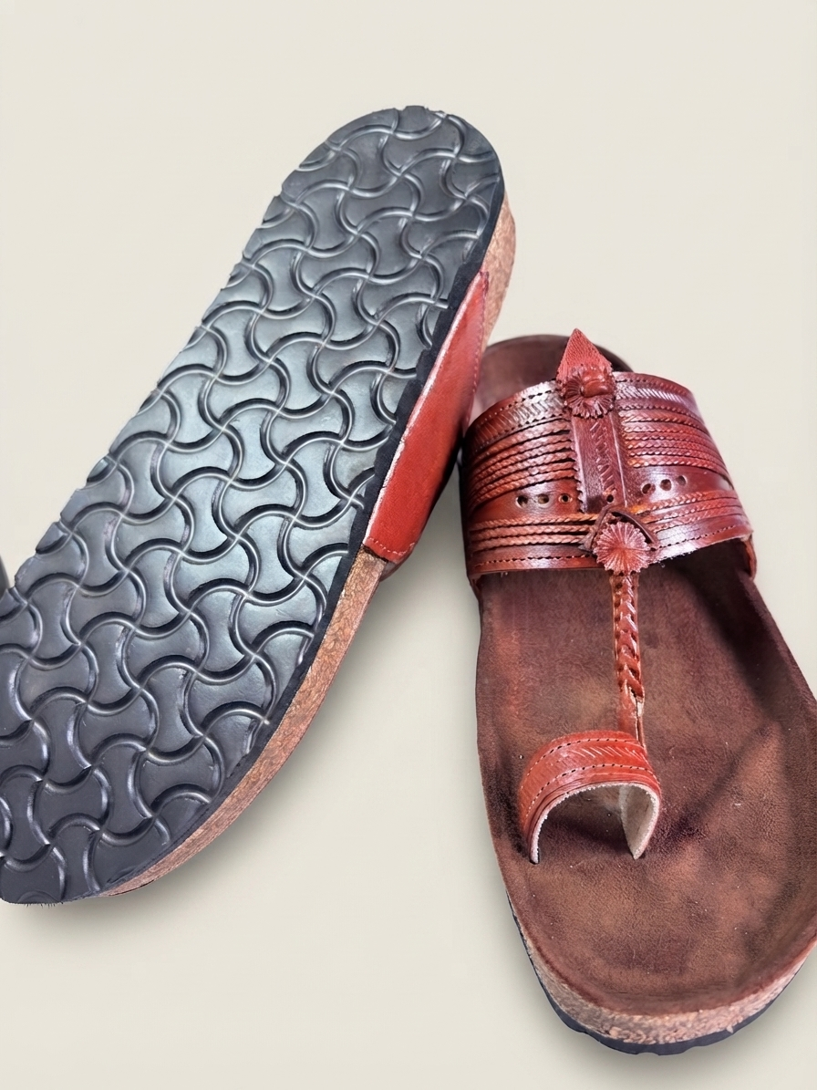 The Royal Regalia: Fusion Men’s Cork Base Kolhapuri
