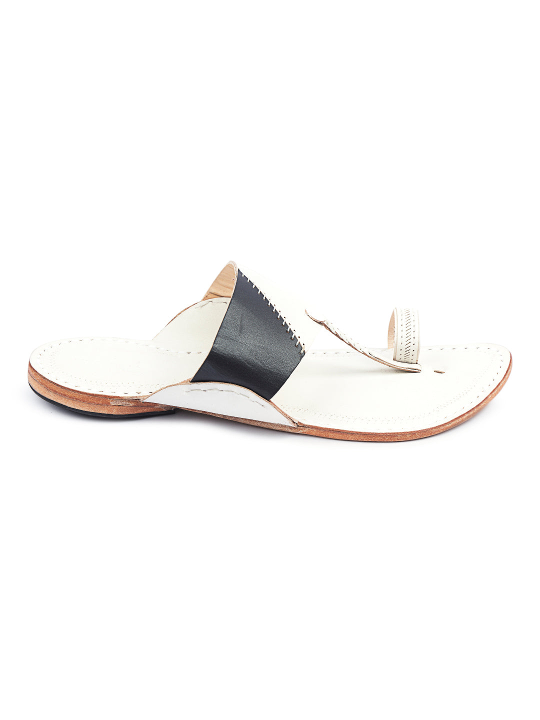 B&W Colors Kolhapuri Chappal