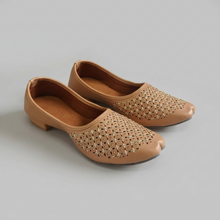 Sunehri - Beige Punjabi Jutti
