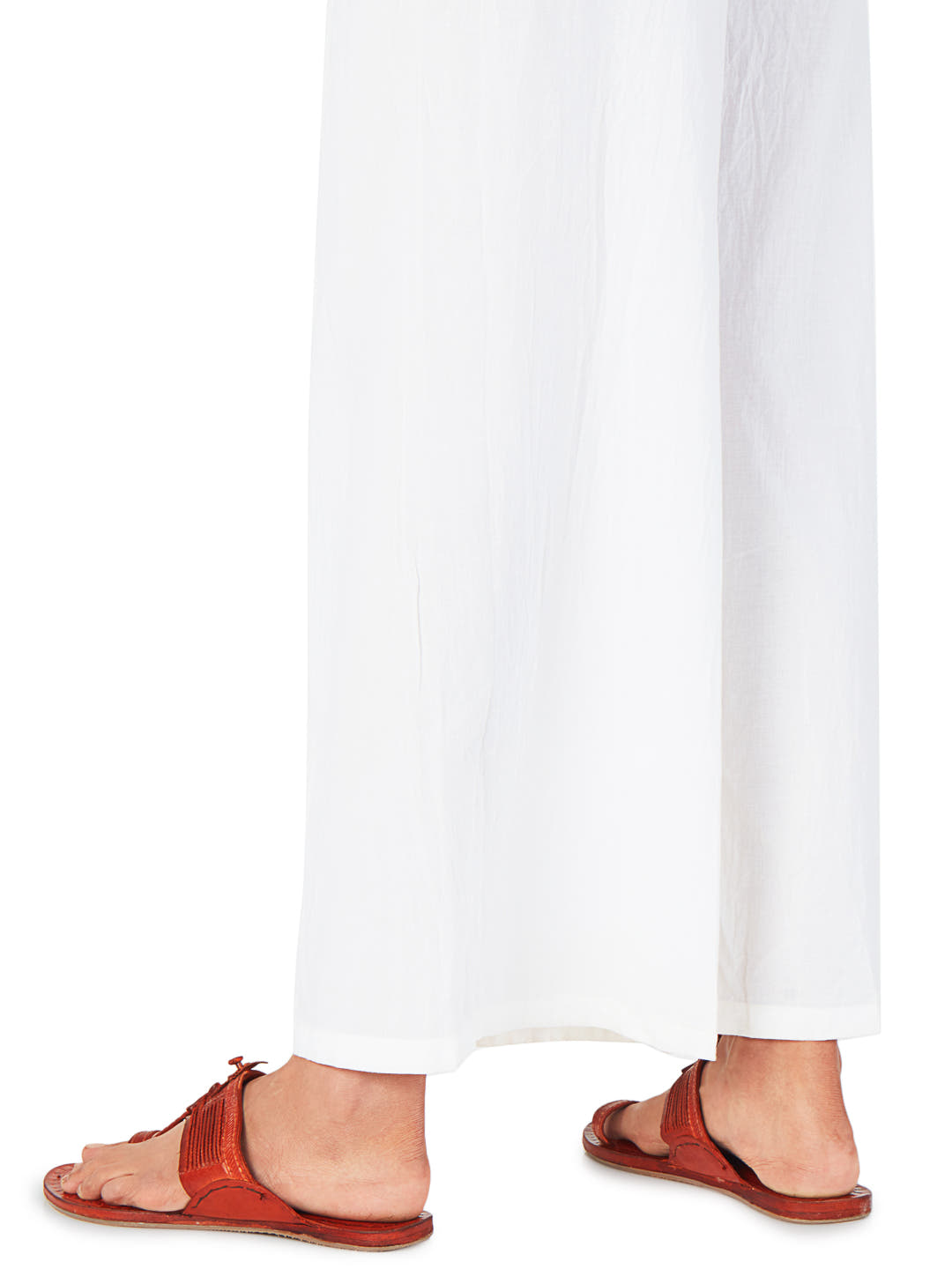 Back to our Roots -best kolhapuri chappal for women