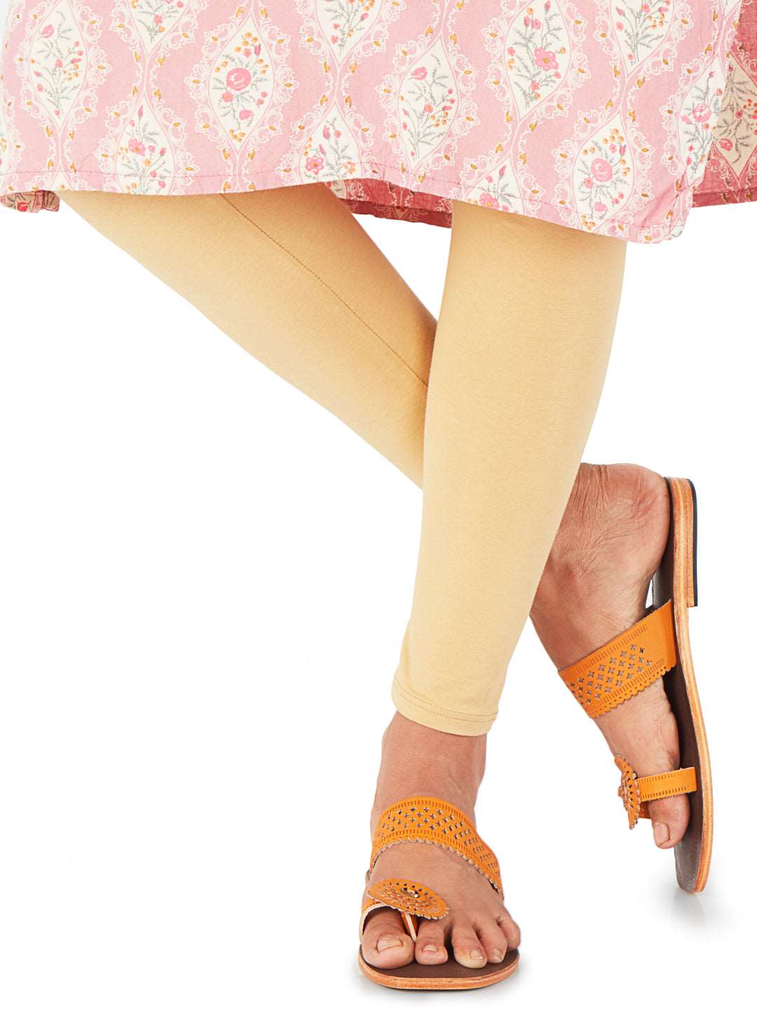 Stylish Toes - Kolhapuri chappal for women
