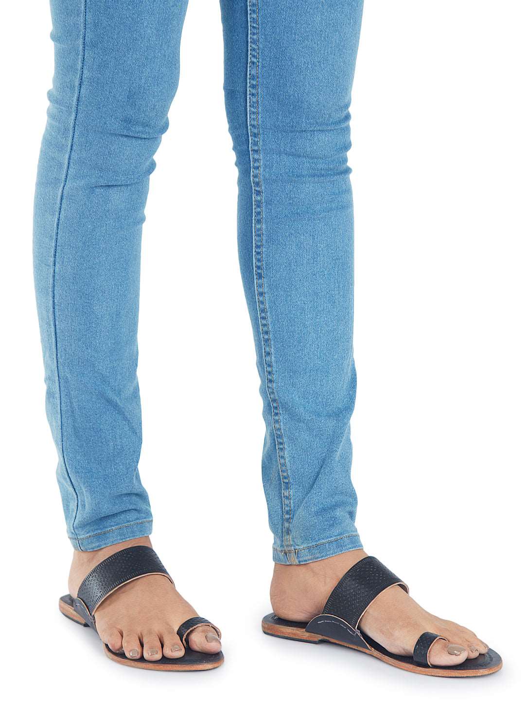 Balmy Black women's kolhapuri chappal