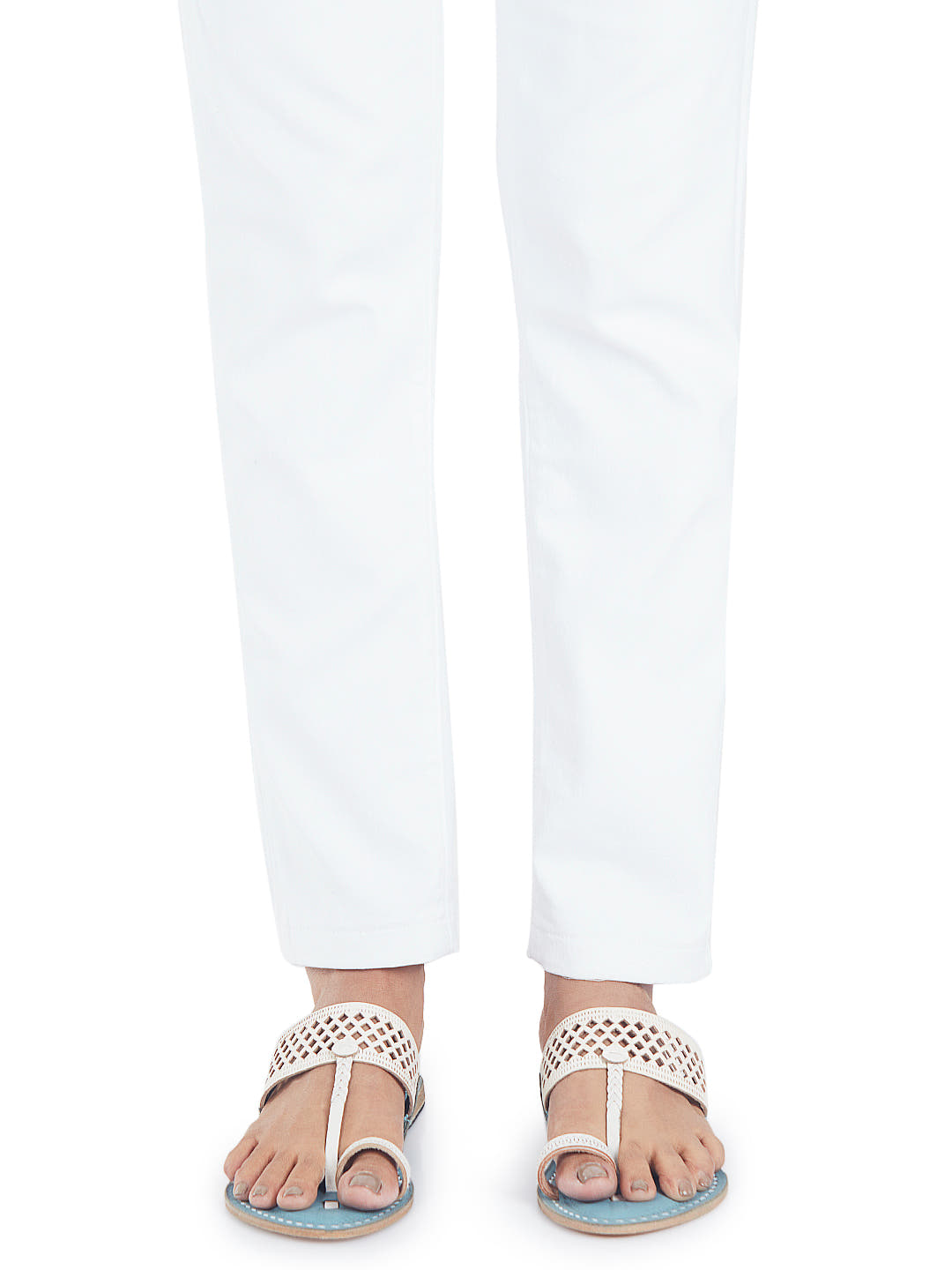 White Diamonds Women's kolhapuri chappal