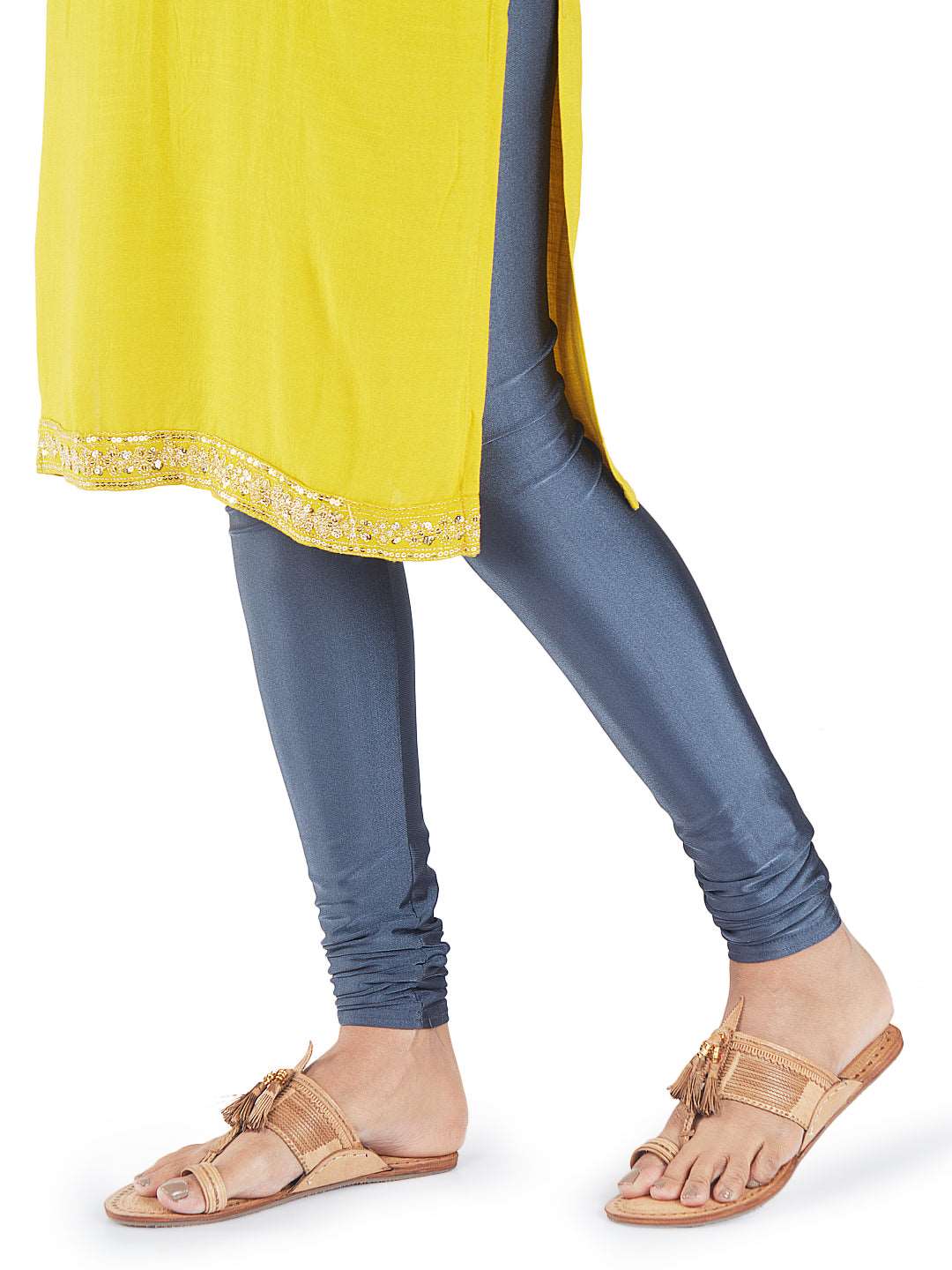 The Maharani Classic Ladies Kolhapuri chappal