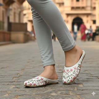 Noor-Kolhapurisandals-1