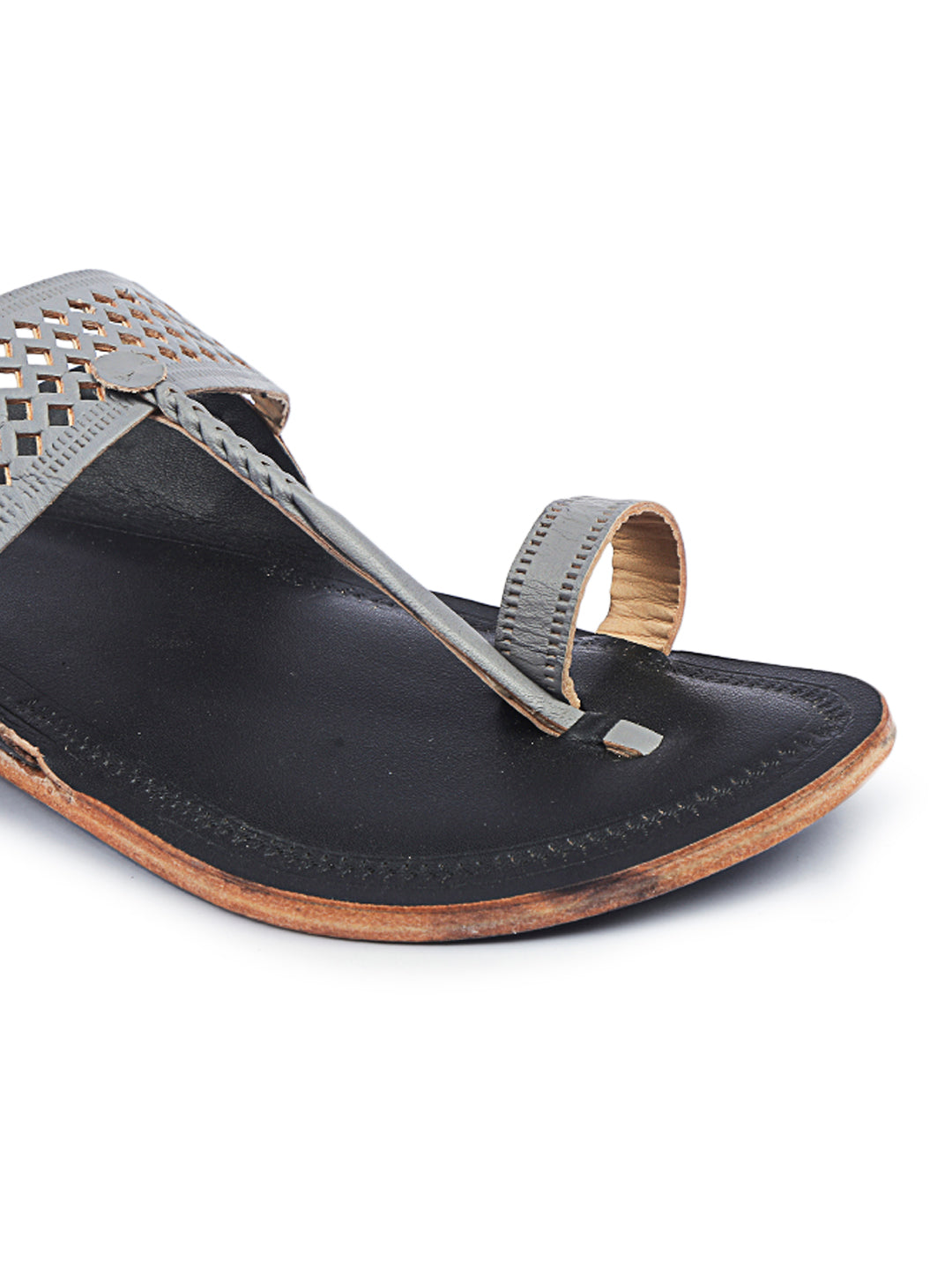 black kolhapuri chappal