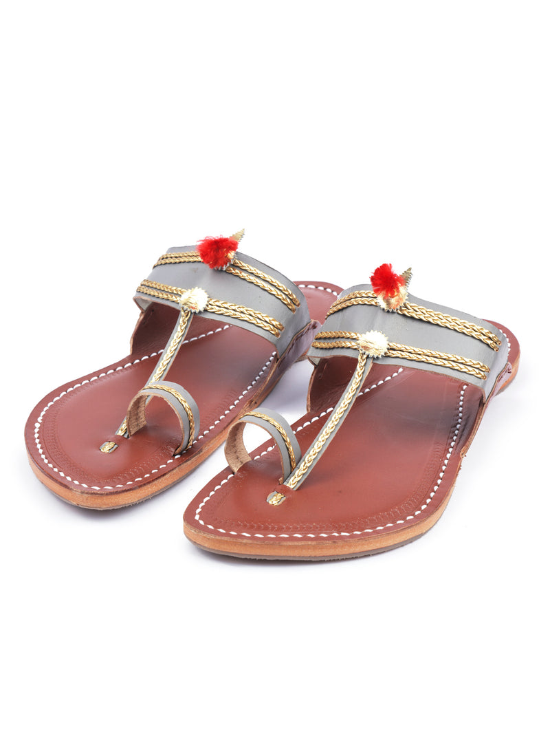 kolhapuri chappal men